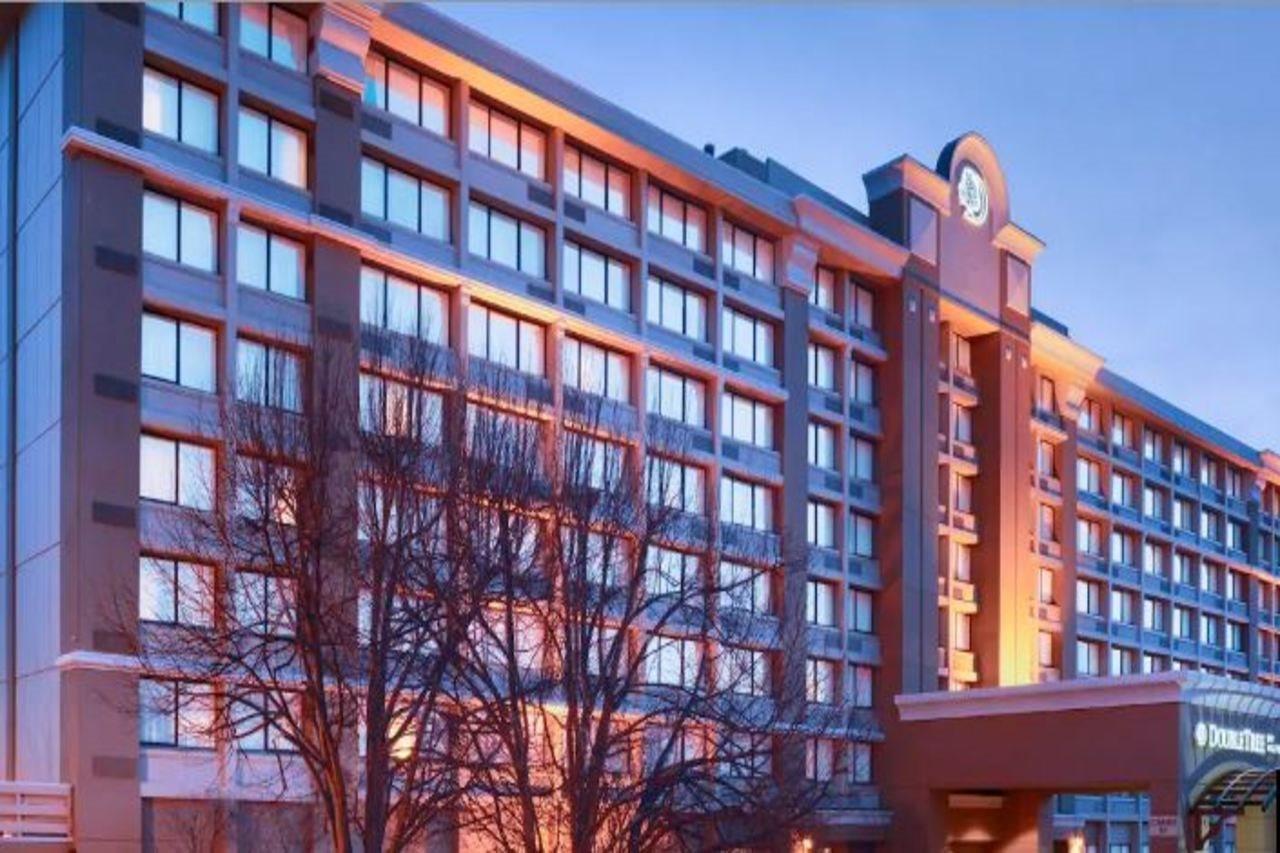 Doubletree By Hilton Norwalk Hotel Luaran gambar