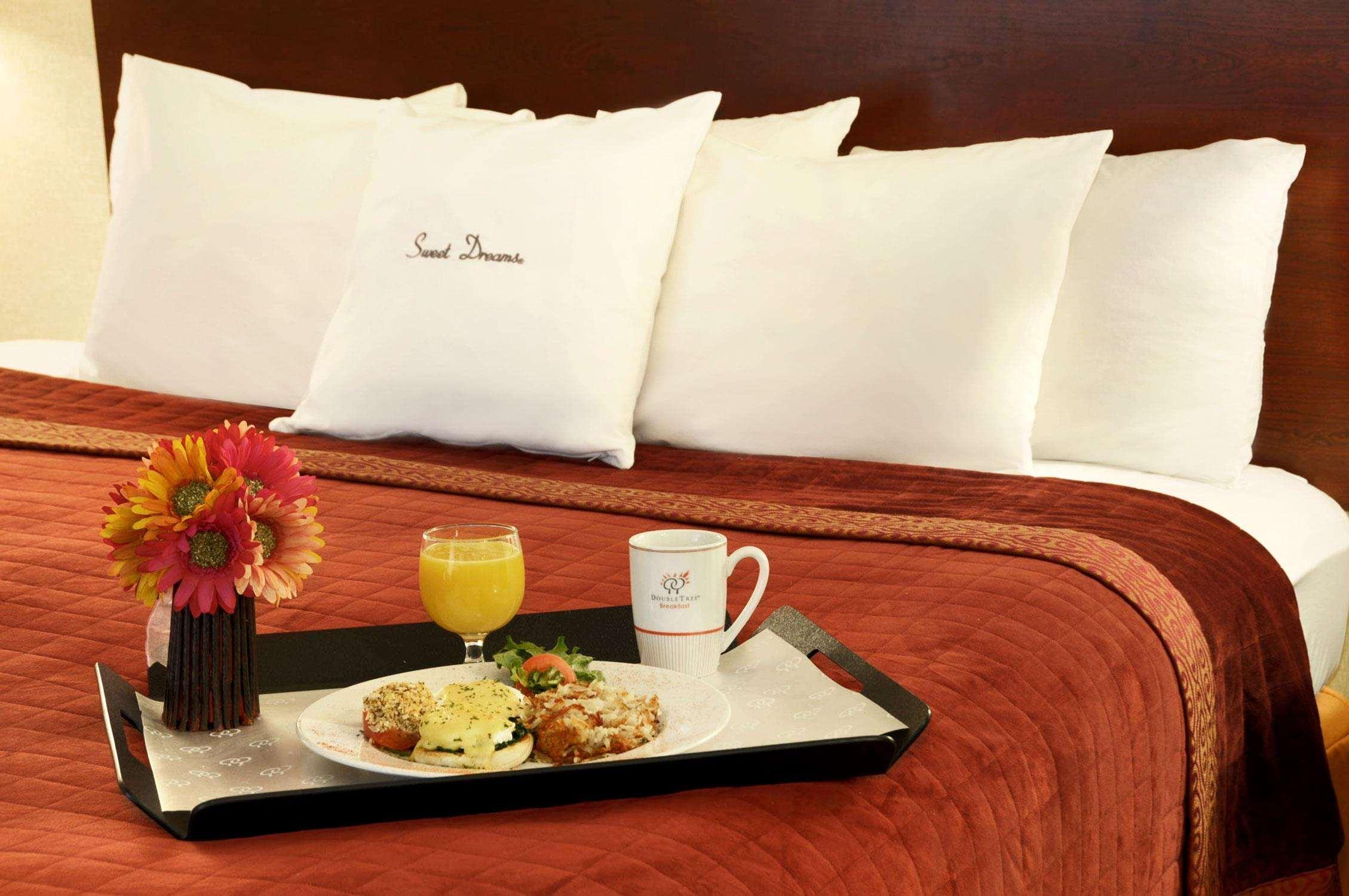 Doubletree By Hilton Norwalk Hotel Luaran gambar