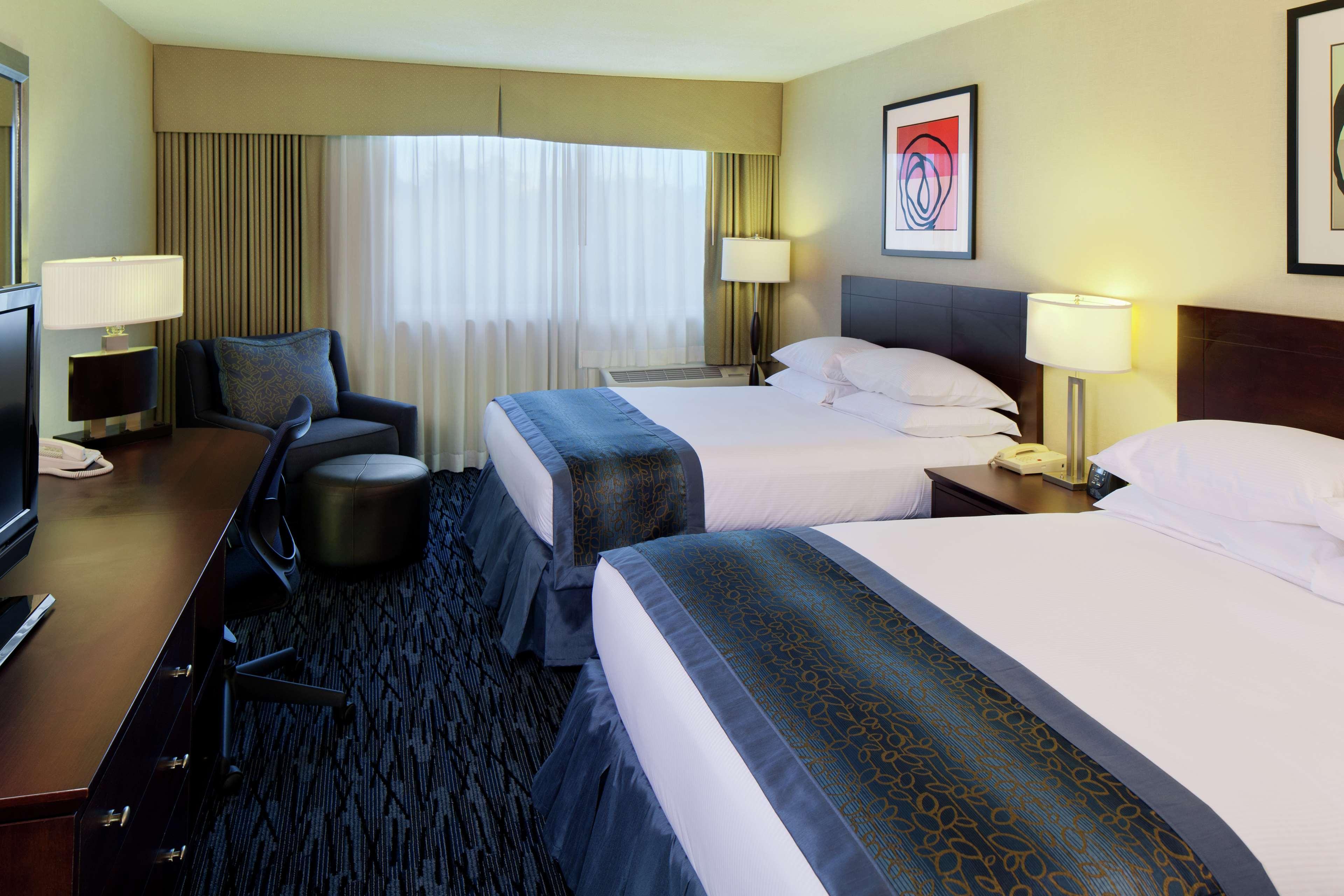 Doubletree By Hilton Norwalk Hotel Bilik gambar