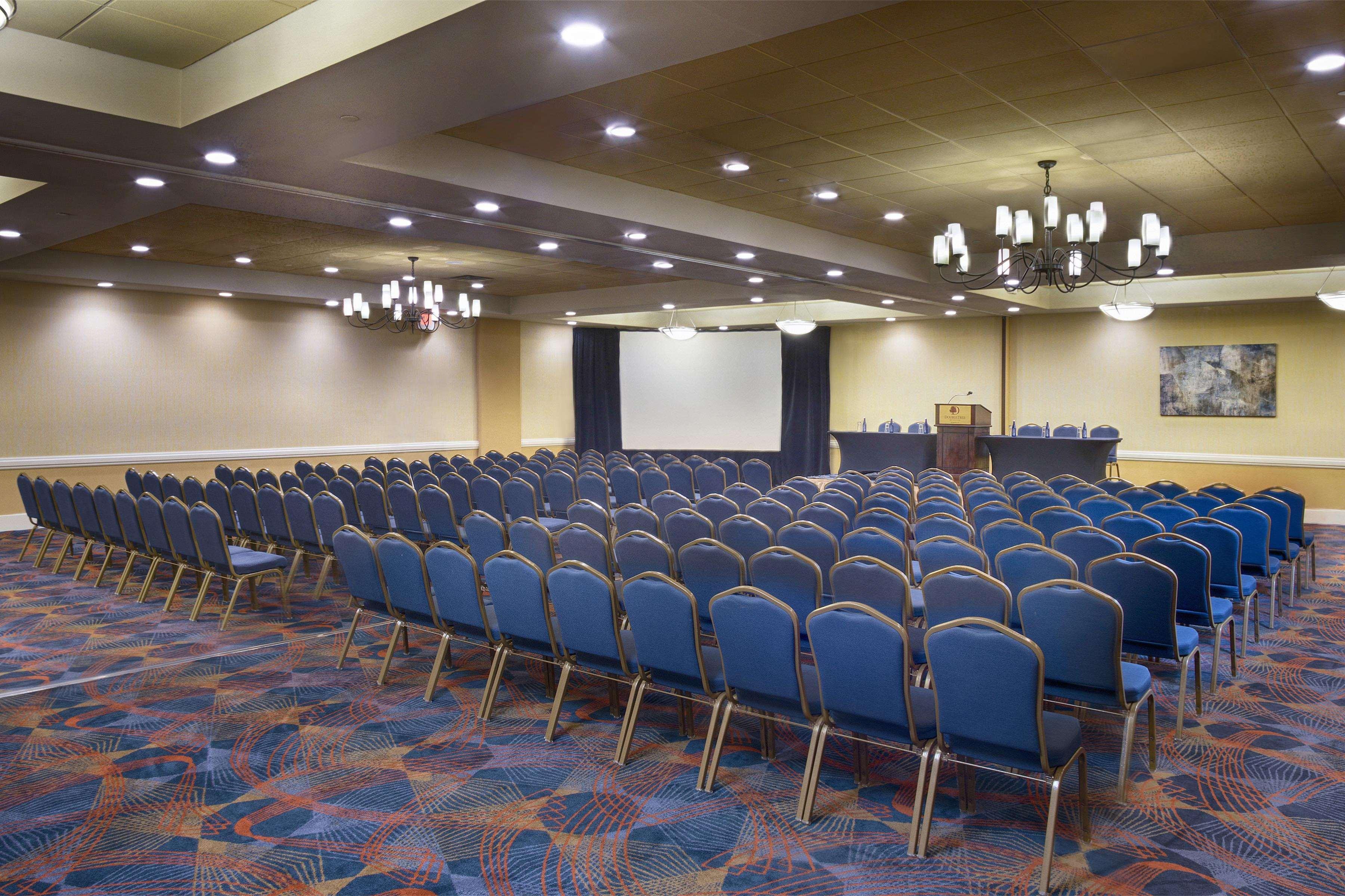 Doubletree By Hilton Norwalk Hotel Luaran gambar