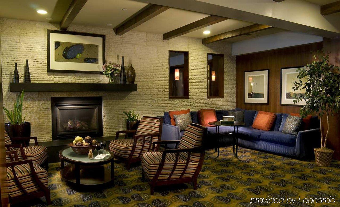 Doubletree By Hilton Norwalk Hotel Dalaman gambar